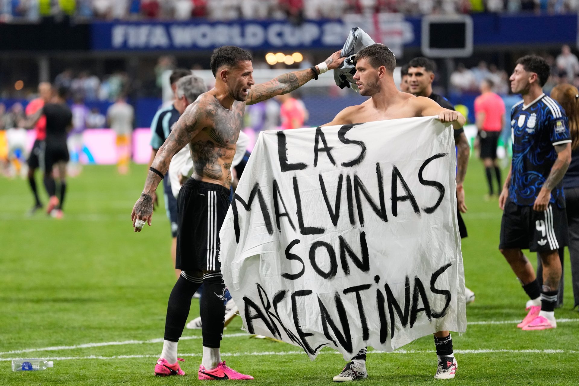 Messi emula a Maradona ante Inglaterra y va a por Pelé