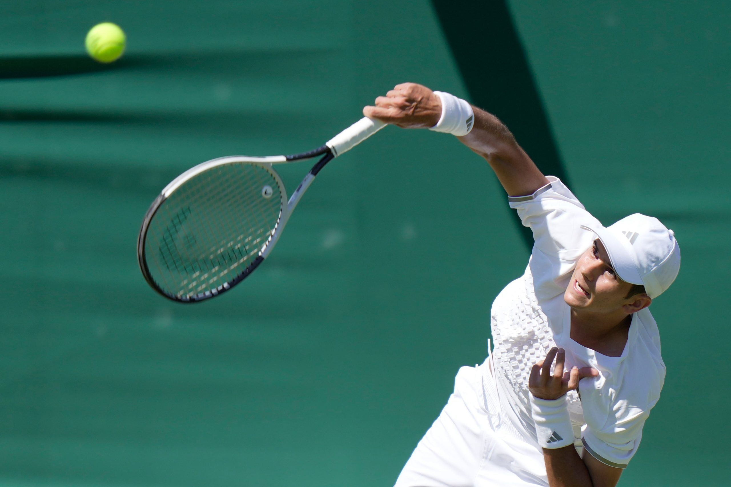 De París a Londres, la escena se repite: Jódar puede con Carreño y avanza en Wimbledon