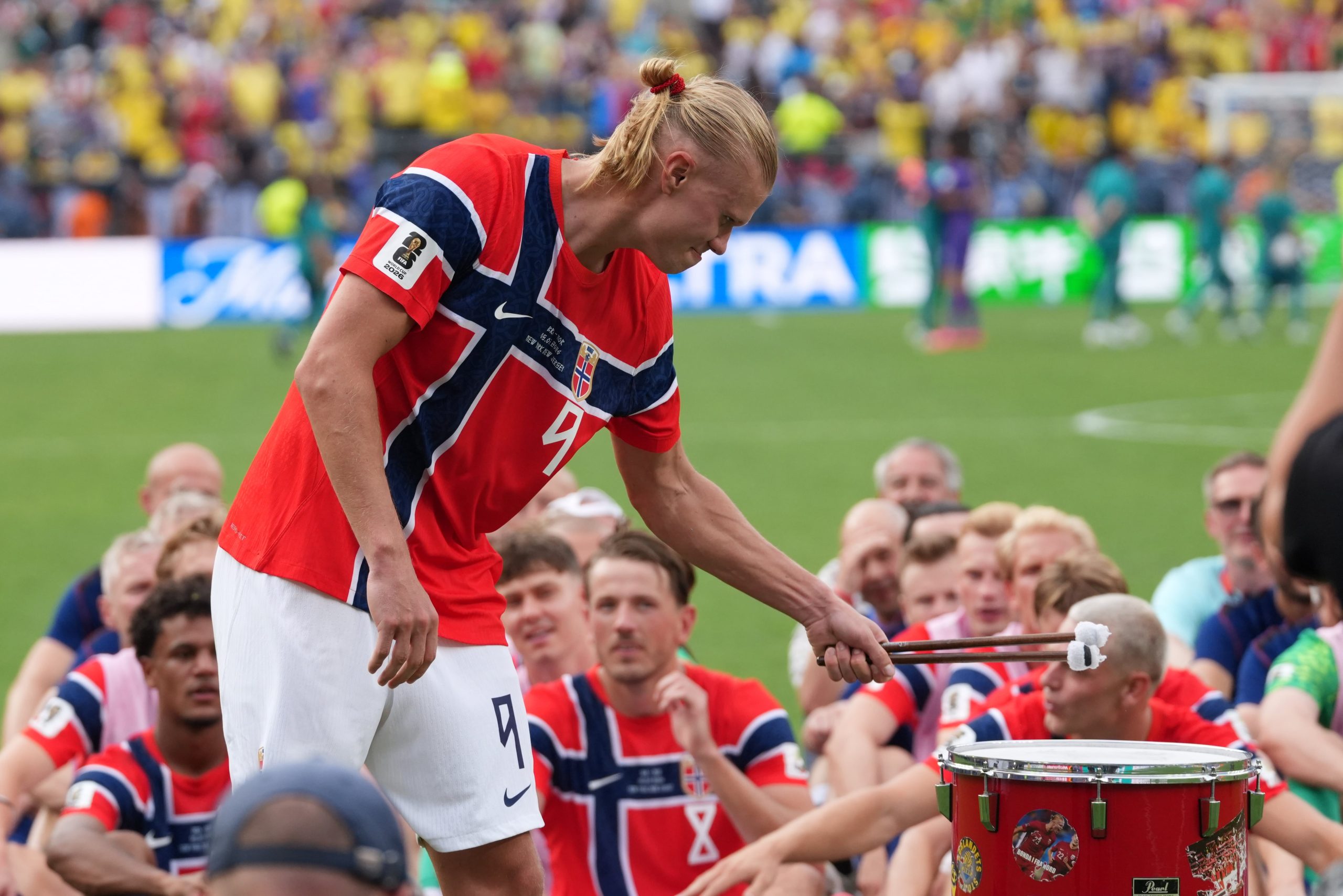 El voraz Haaland se queda sin voz tras su doblete a Brasil y ya se sienta en la mesa de Messi y Mbappé en este Mundial