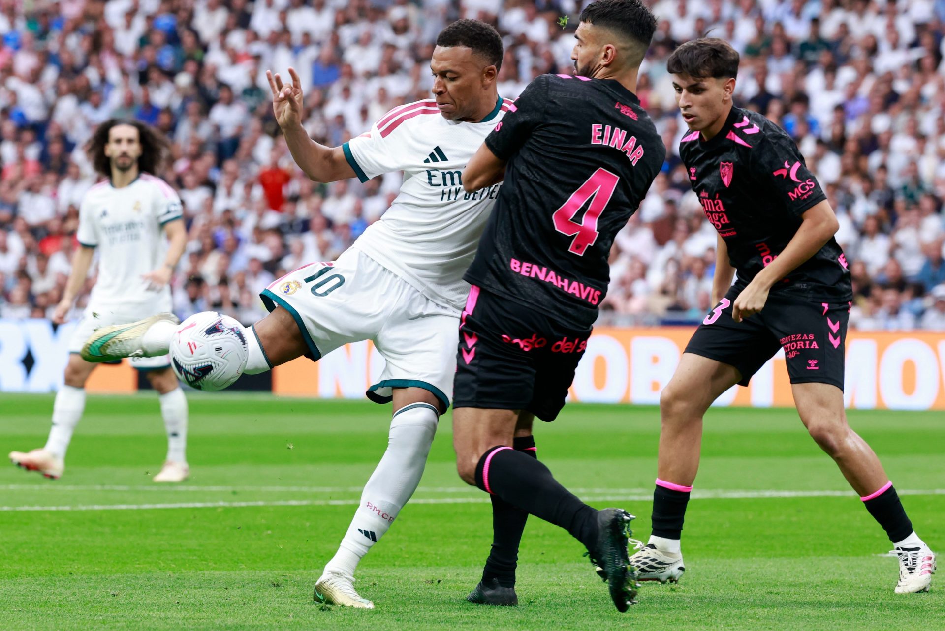 Real Madrid – Málaga en directo | Mourinho: “Era un objetivo mantener la portería a cero”
