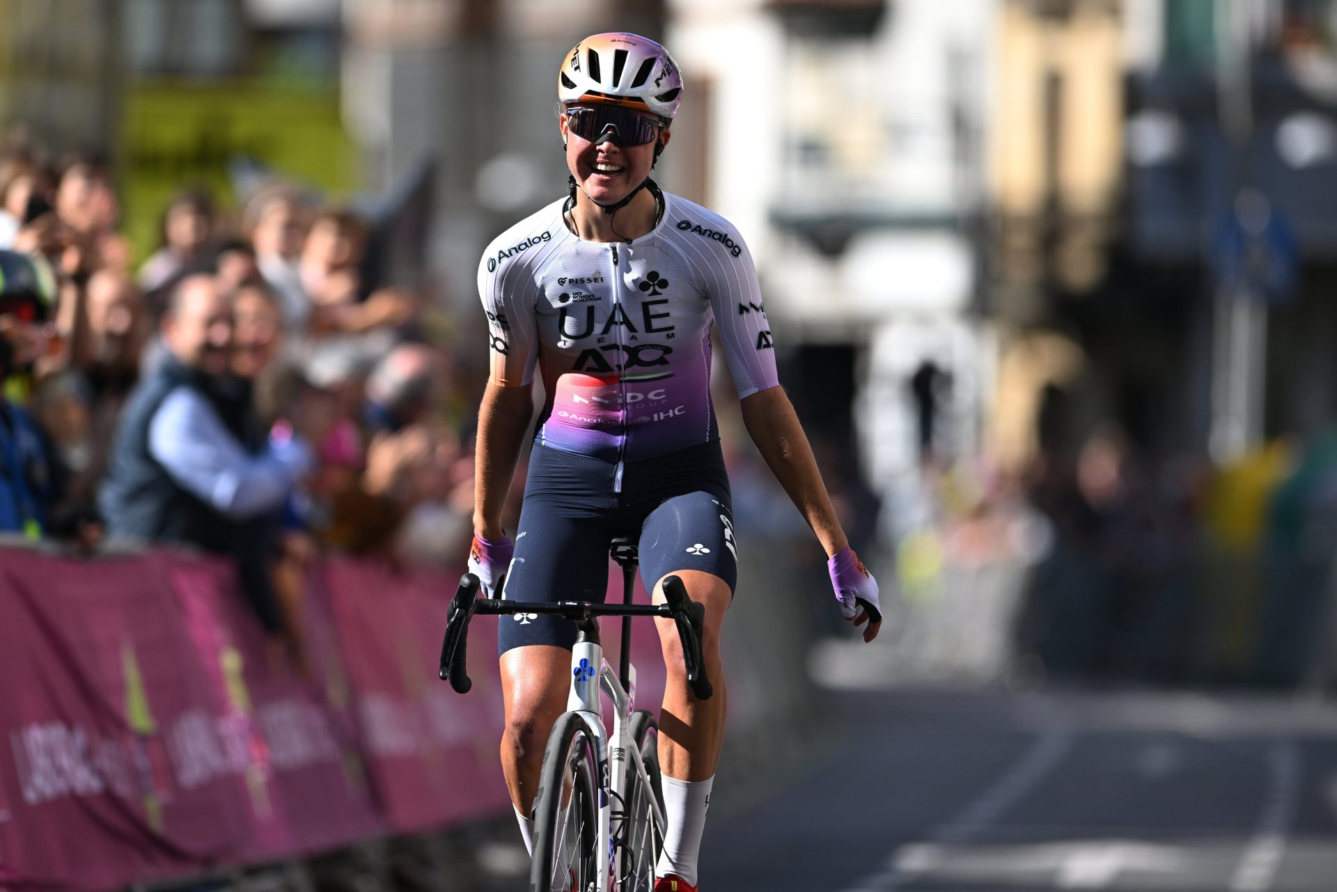 Todo el mundo cree que Paula Blasi puede ganar el Tour de Francia, salvo su equipo