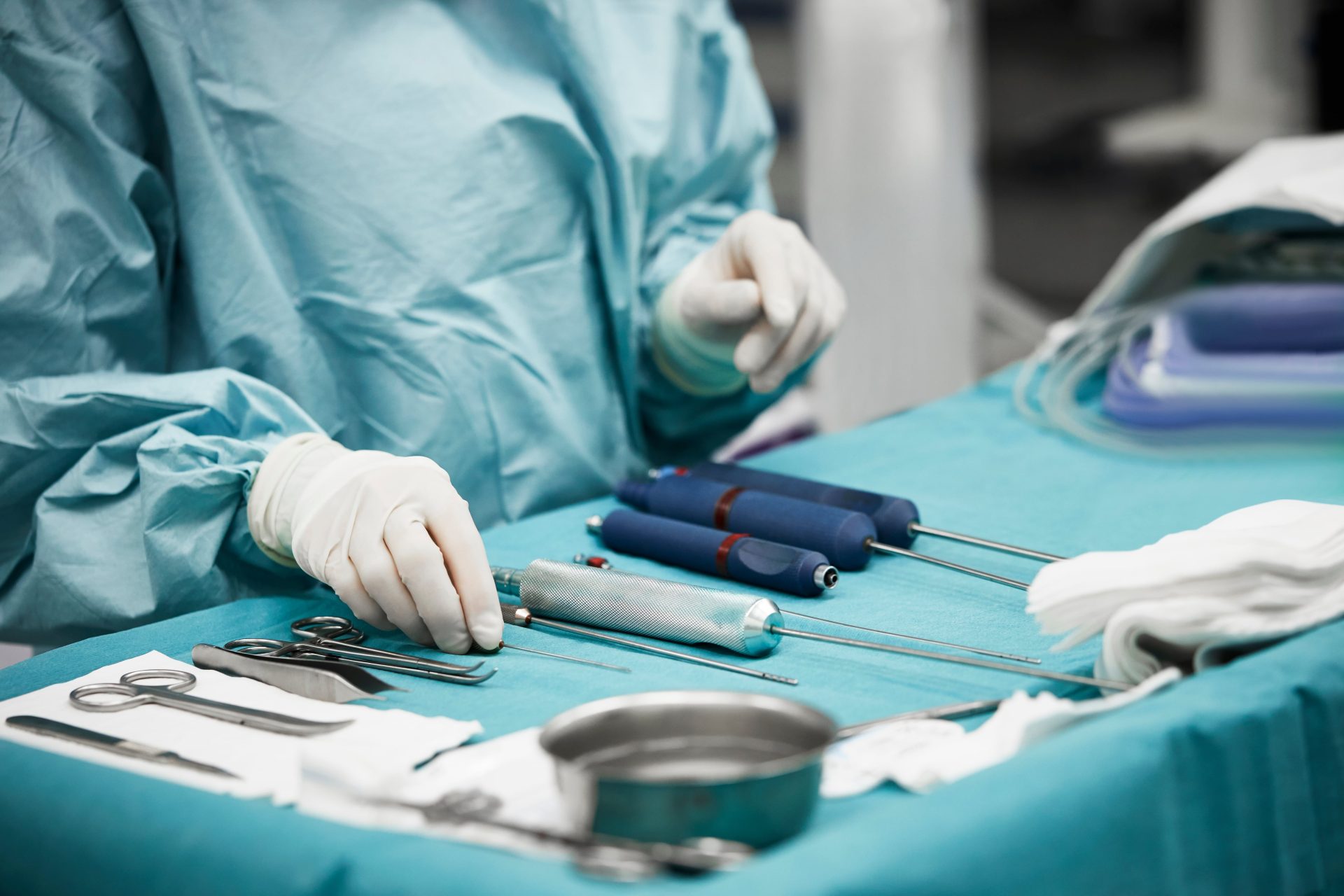 Hallados restos de semen en la zona genital de una de las mujeres operadas por el cirujano acusado de violar a sus pacientes en el quirófano