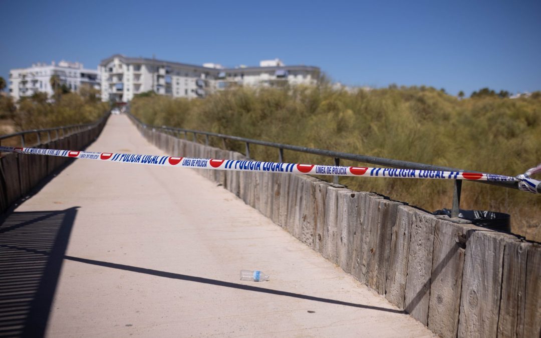 La Guardia Civil descarta la implicación de la pareja de la mujer hallada muerta en Isla Cristina