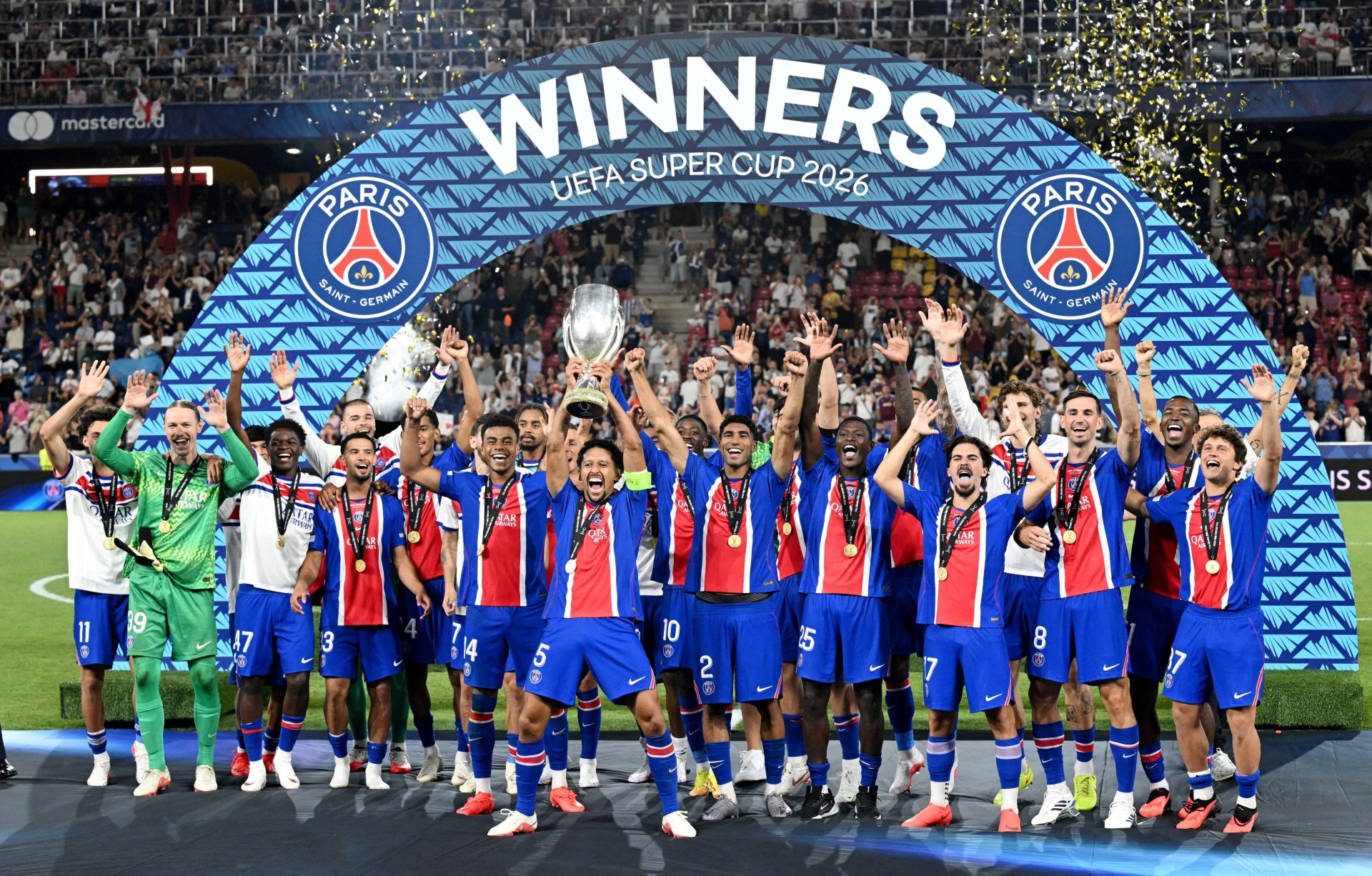 El PSG extiende su hegemonía tras ganar la Supercopa de Europa ante el Aston Villa