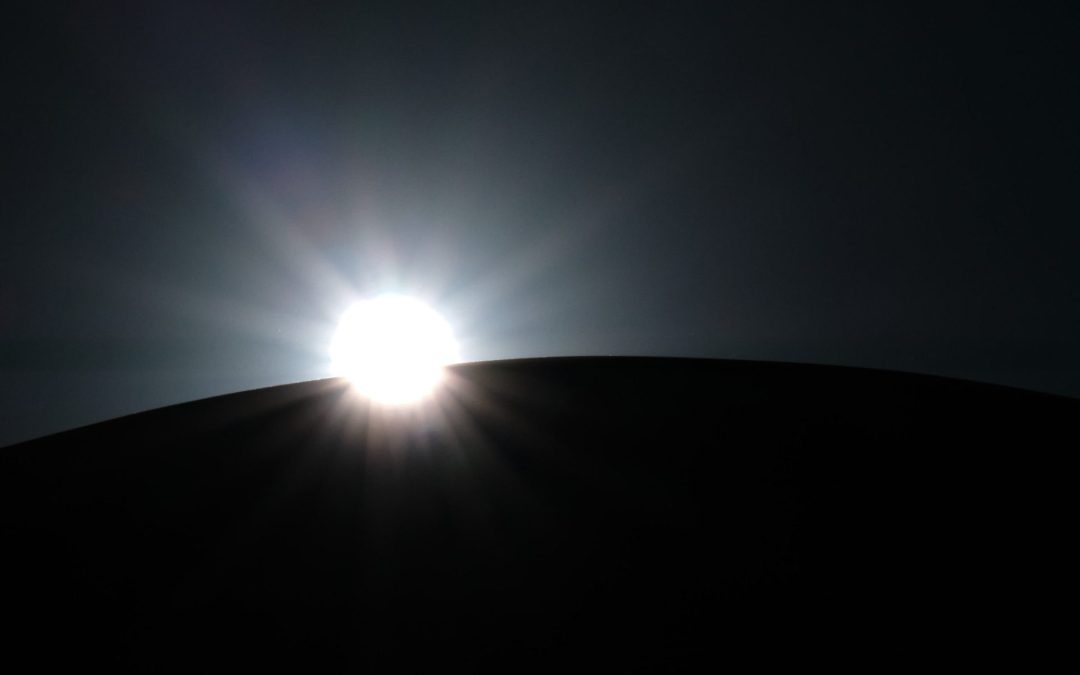 Consejo de meteorólogo: no mires las nubes del lugar donde vas a ver el eclipse, sino de unas decenas de kilómetros al oeste