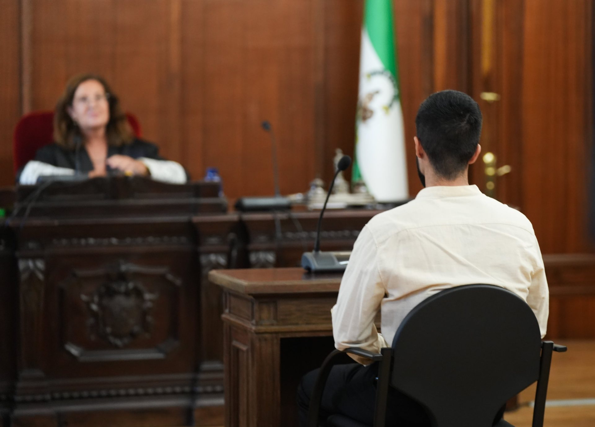 El juicio por la muerte de Ana Buza enfrenta los relatos de su padre y la familia del acusado