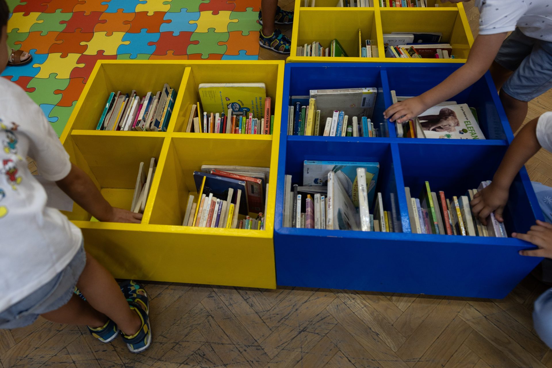 Dejemos de examinar libros y empecemos a acompañar lectores