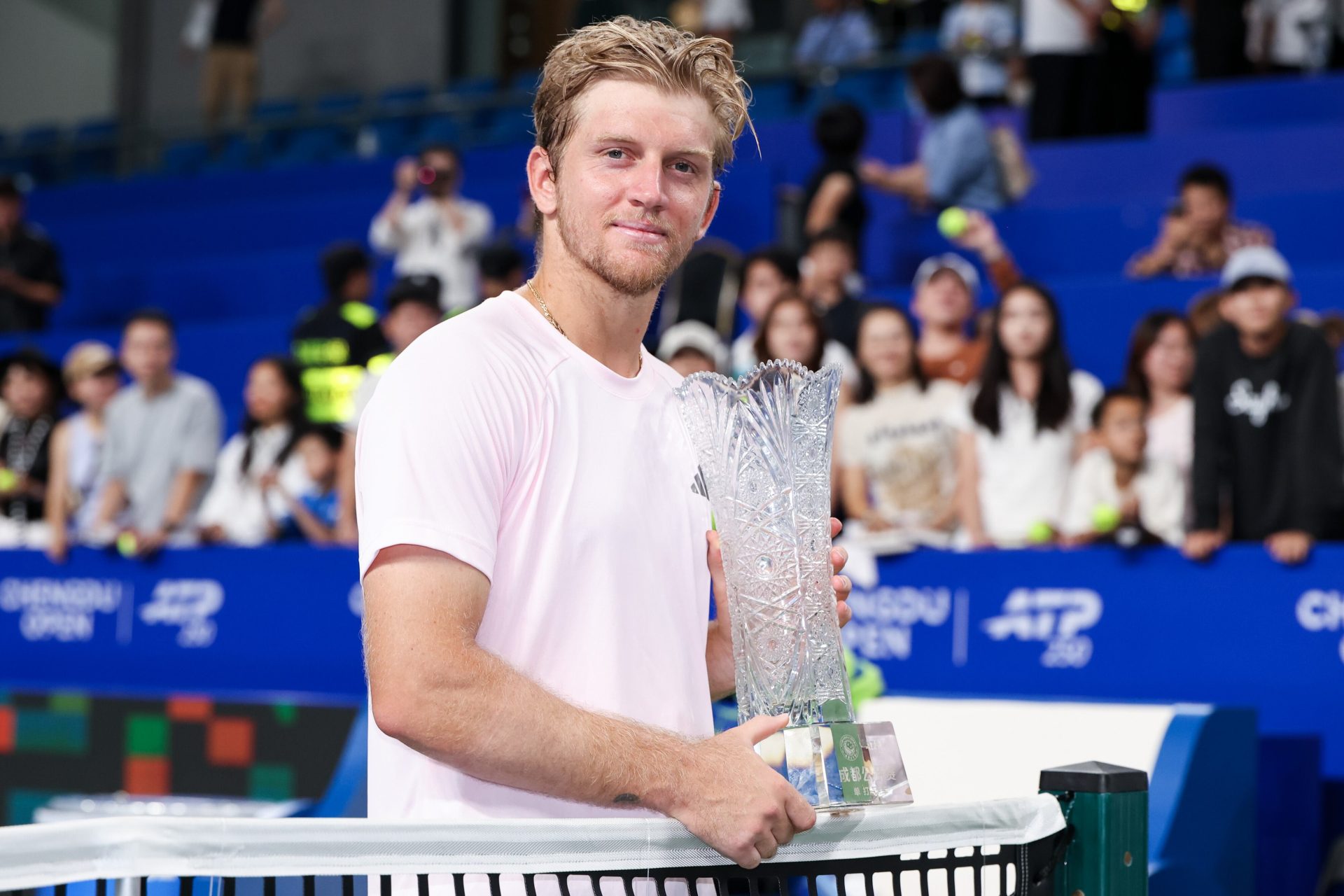 Poco a poco, Davidovich se quita el mal fario: segundo trofeo del año, esta vez en Chengdú