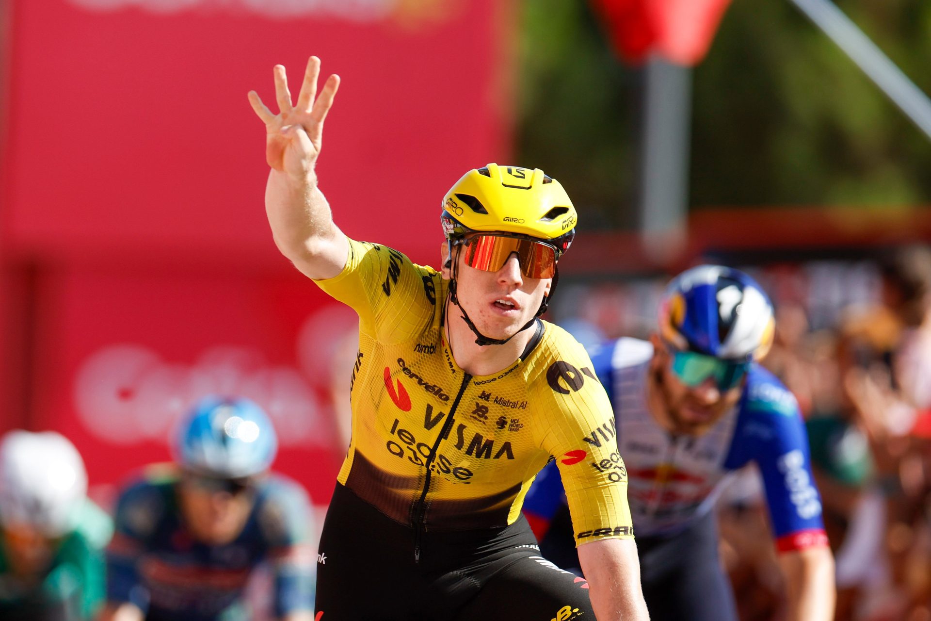 Brennan gana la  etapa 17 de la Vuelta a España