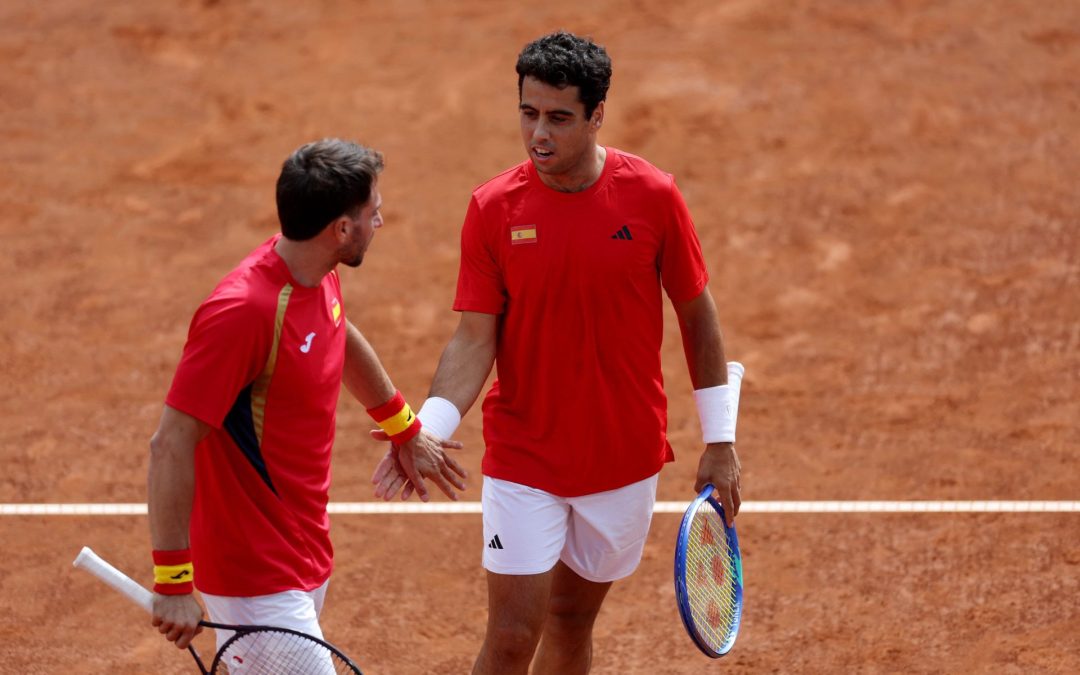 España sonroja a Chile y disputará las Finales de la Copa Davis en Bolonia