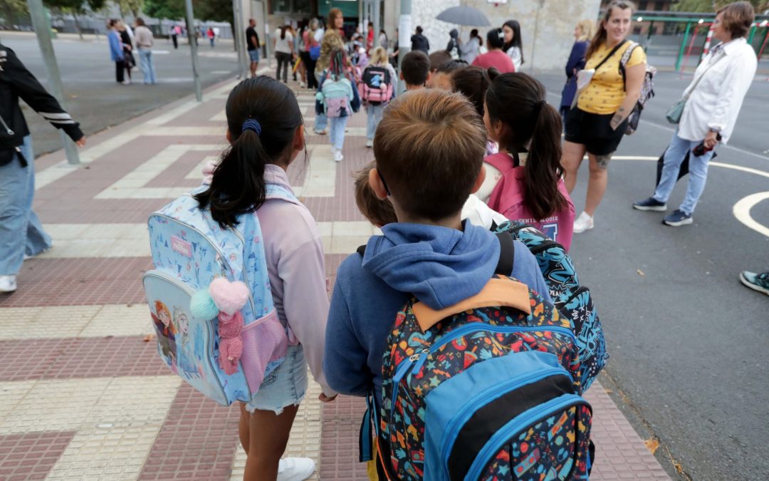 El curso escolar comienza con un sistema educativo al límite: huelgas, protestas docentes y conflictos en nueve autonomías