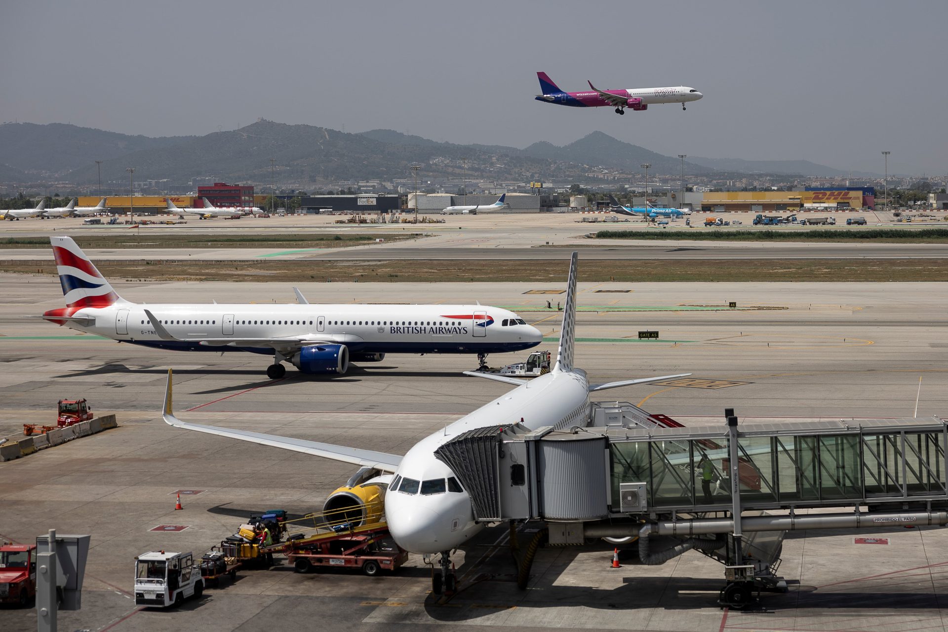 La ampliación de los aeropuertos impedirá a España cumplir los objetivos climáticos aunque use combustibles verdes y mejores aviones
