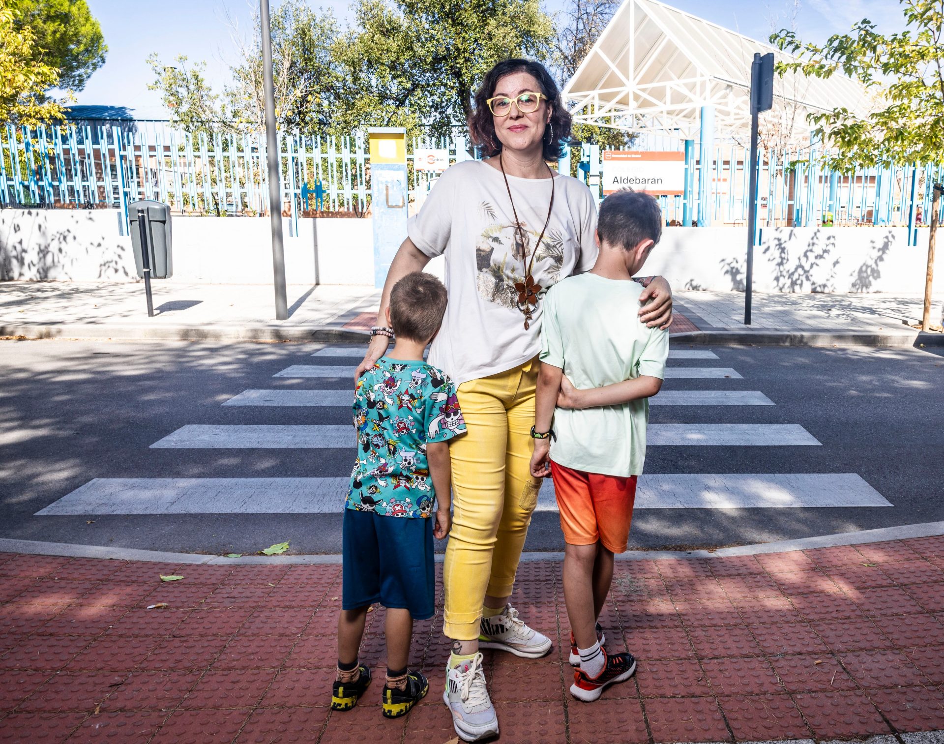 Las familias suplen con extraescolares la reducción de horas de colegio, pero no todas pueden pagarlas: “Los apunto porque trabajo”