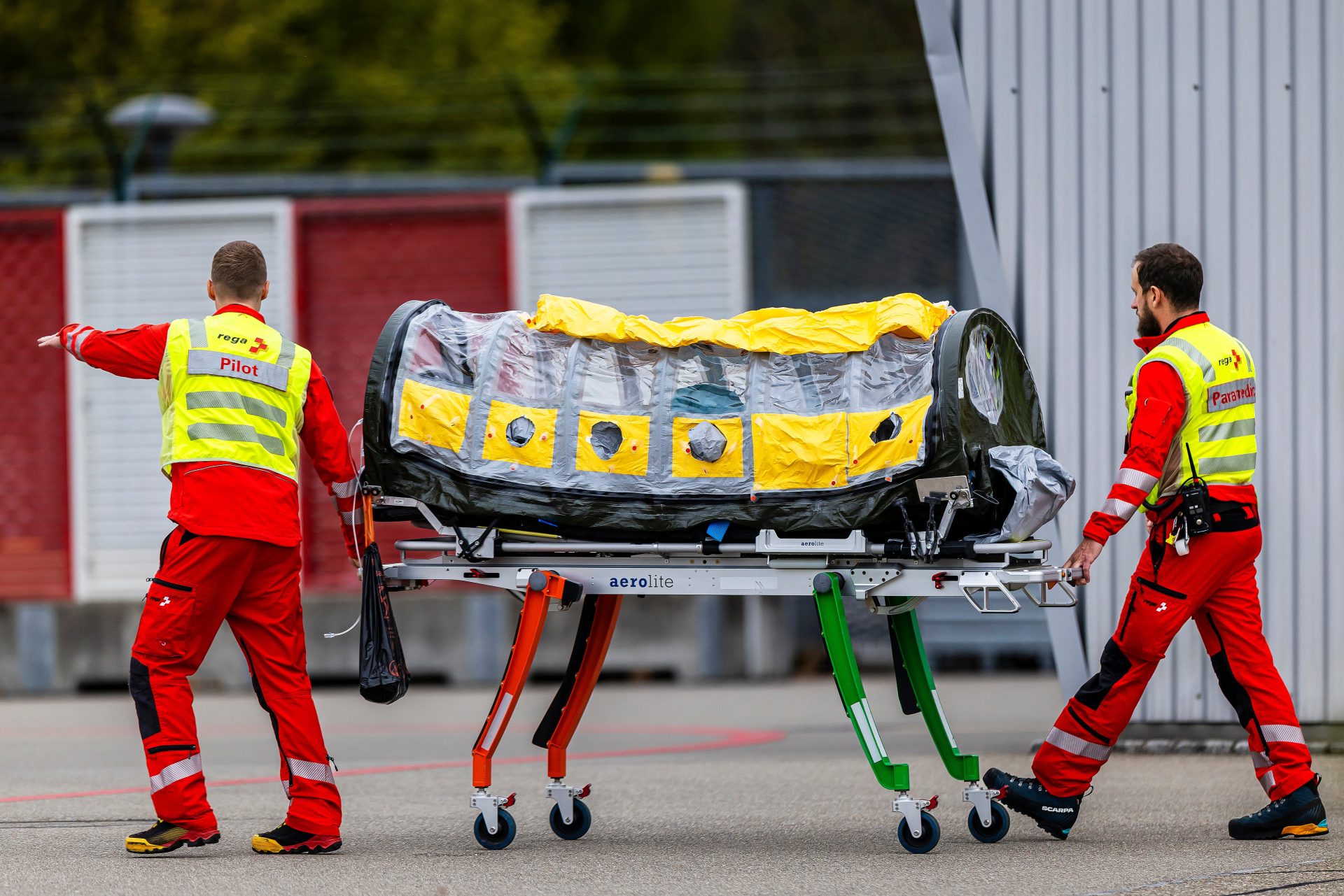 Un caso sospechoso de ébola llega a Suiza desde Nigeria